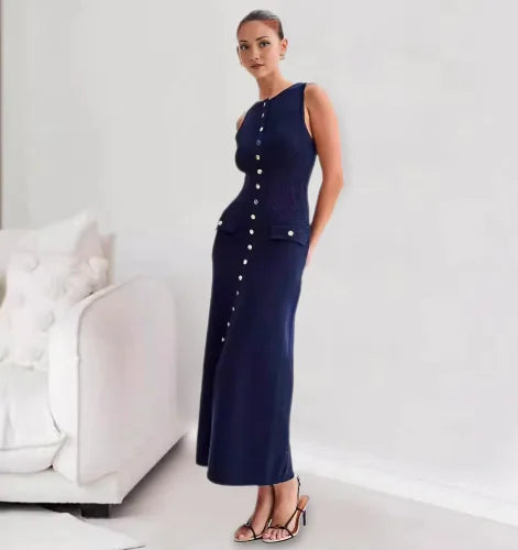 Elegant Sleeveless Button-Down Maxi Dress – Chic & Timeless