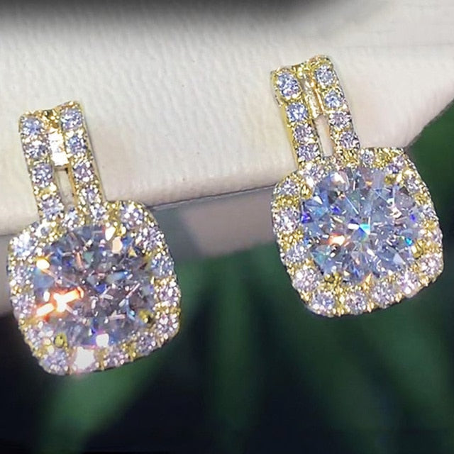 Radiant Cushion-Cut Cubic Zirconia Drop Earrings – Brilliant Sparkle, Lasting Elegance