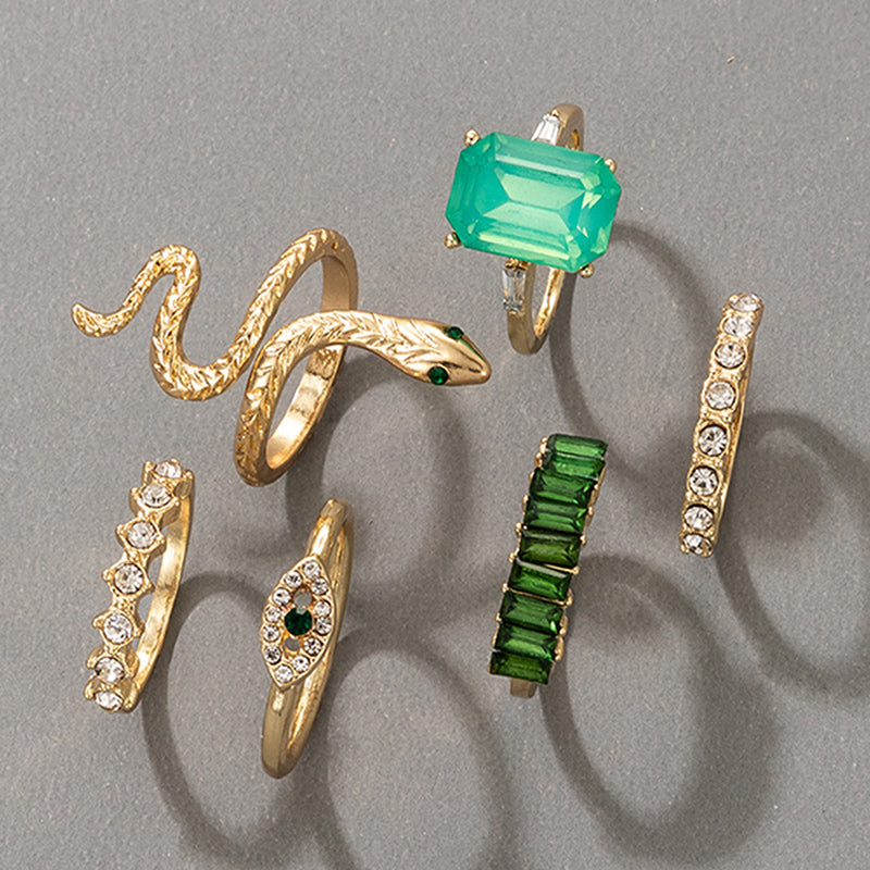 Vintage Emerald Green Ring Set