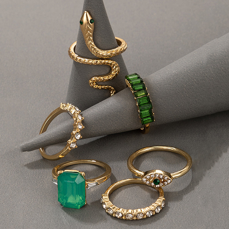 Vintage Emerald Green Ring Set
