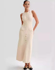 Elegant Sleeveless Button-Down Maxi Dress – Chic & Timeless